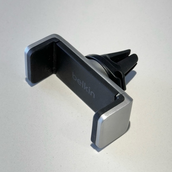 ๐๏ธ4 for 20$ Belkin Car Vent Mount - Picture 7 of 7